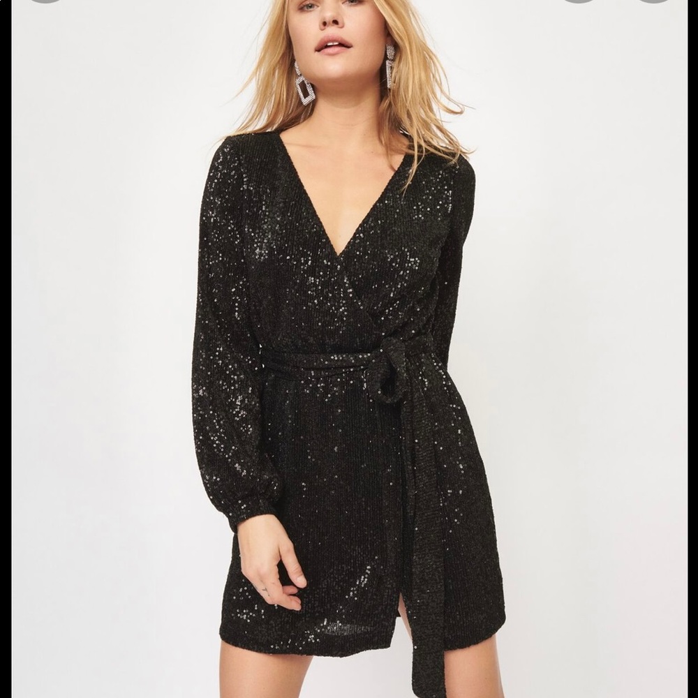 🔹2 for $35🔹 Dynamite Sequin Party Dress